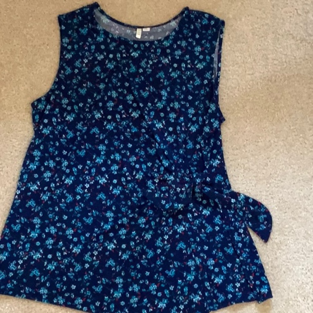 Elle XL blue print tank with tie front
